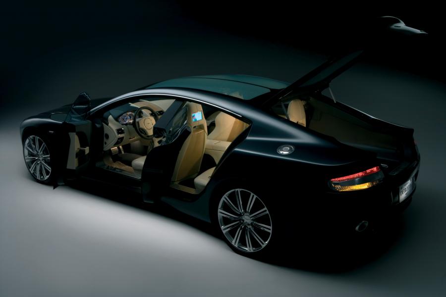  Aston Martin Rapide Concept 2006 года  (фото 19 из 39)